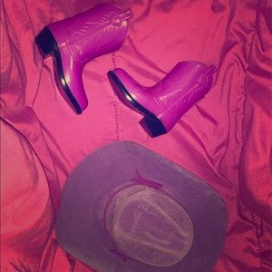 American girl doll cowgirl hat and boots